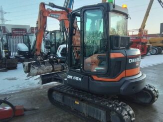 Mini pelle Develon DX 55-7 2024 – Compacte, performante et équipée – Image 4
