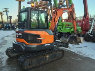 Mini pelle Develon DX 55-7 2024 – Compacte, performante et équipée – Image 5