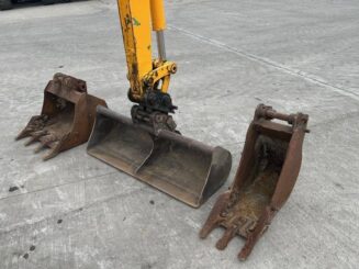 Mini excavatrice JCB 803 Plus 1999 – Machine pratique et en bon état pour vos travaux – Image 7