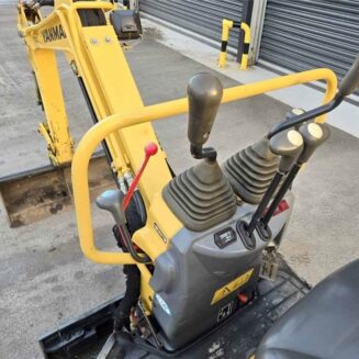 Mini pelle Yanmar SV08 2020 – Micro pelle compacte, faible nombre d'heures et excellente performance – Image 11